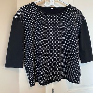 Lululemon Out Of This World Tee - Size 12